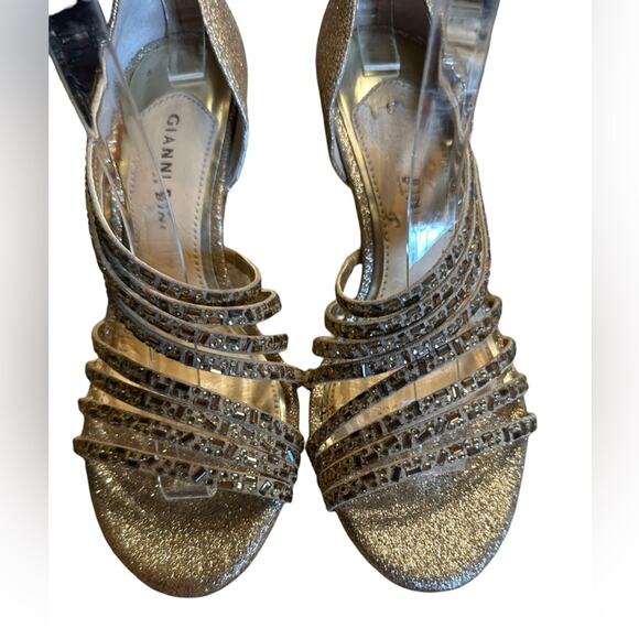 Gianni Bini Gold Heels with Bejeweled Straps Across the Top Womens size 8 - Picture 3 of 13